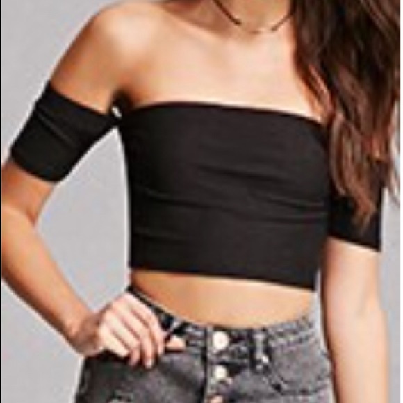 NOWT Off the shoulder black crop top forever 21 - Picture 1 of 3